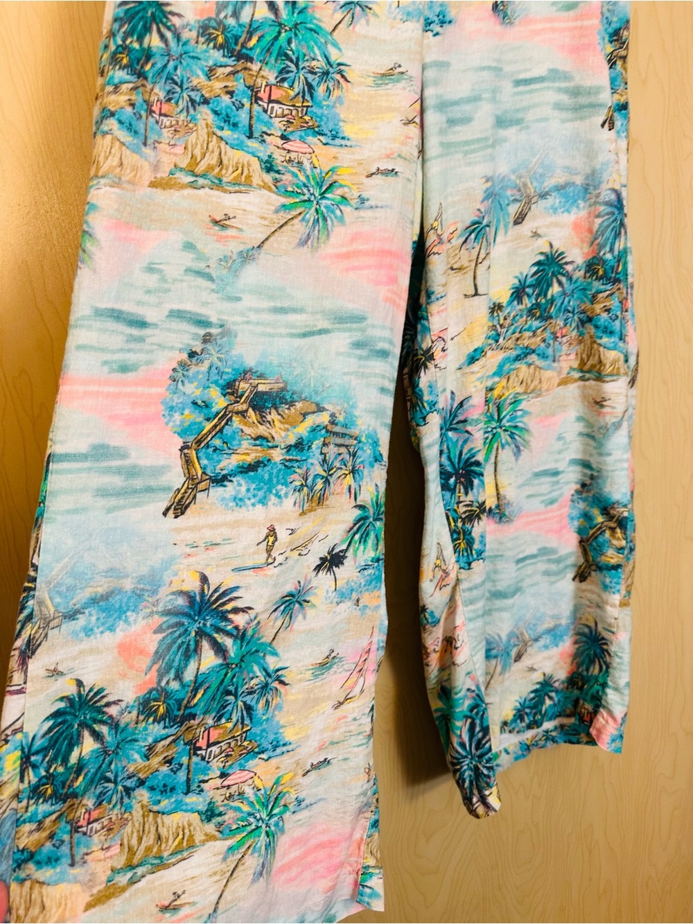 C&C California Tropical Print Ankle Pants in Teal, Pink, Aqua - Picture 2 of 10